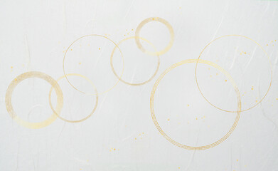 和紙、金色の輪、円形の重なり、和風　（アブストラクト）背景は白