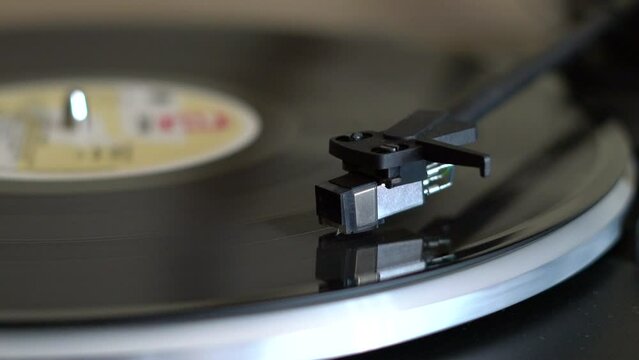 close up of a turntable