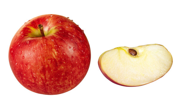 composição de maçã vermelha molhada e pedaço de maçã cortada isolado em fundo transparente