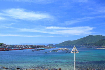 柏島の養殖場　（高知県　大月町）