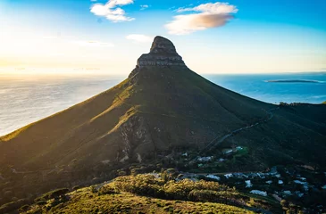 Deurstickers View of Lion's head from Kloof Corner hike at sunset in Cape Town, Western Cape, South Africa © pierrick