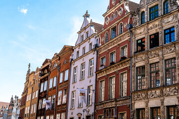 Obraz premium Historic tenement houses in the old town of Gdansk on a summer,sunny day.