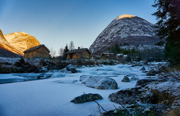 &Oslash;vstest&oslash;lbrua in winter, Valldal, Norway