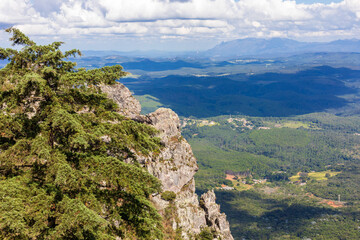 Fototapeta na wymiar Rock formation of the Serra da Piedade State Natural Monument