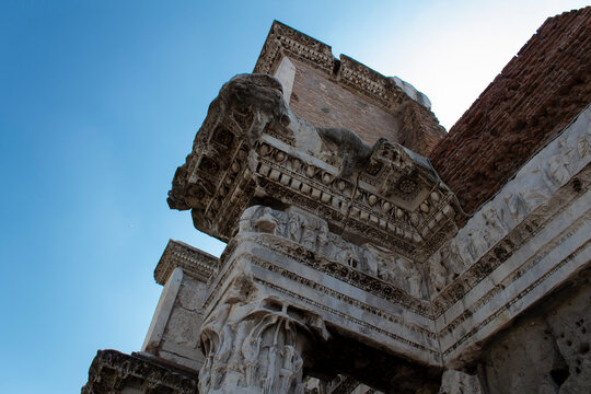 details of the ruins of a roman city