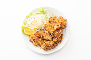 白背景に美味しそうな唐揚げ