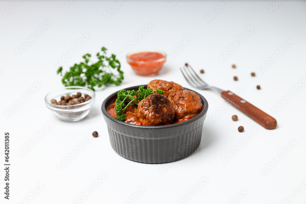 Wall mural Tasty meat food and homemade food concept - meatballs