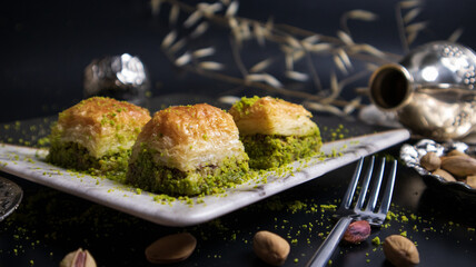 Pistachio baklava portion