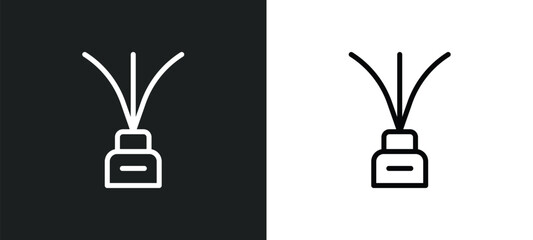 tinsel icon isolated in white and black colors. tinsel outline vector icon from technology collection for web, mobile apps and ui.