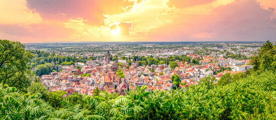 Panorama über Weinheim, Baden Württemberg, Deutschland  - obrazy, fototapety, plakaty