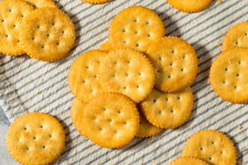 Round Brown Healthy Crackers