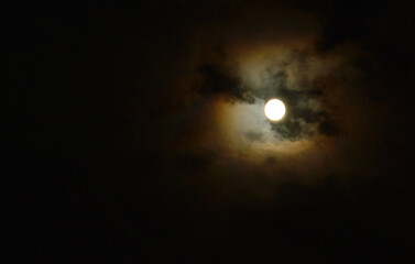 Pleine lune bleue  du 31 aout 23 &agrave; St Etienne