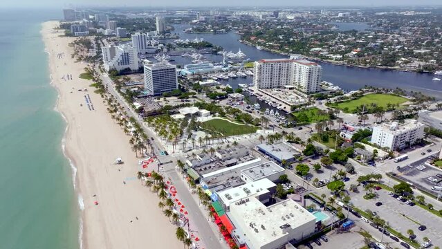 Aerial drone video Las Olas Oceanside Park 2023