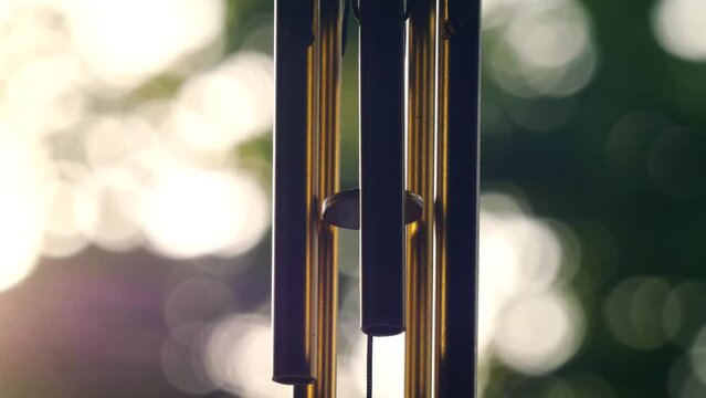 ウィンドベルの金属管　音あり