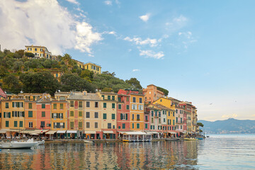 Obraz premium Chasing the Sunset in the Beautiful Portofino Bay