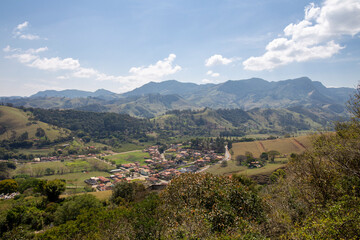 Fototapeta na wymiar View from the Sao Bento do Sapucai viewpoint, in the countryside of Sao Paulo. In the Serra da Mantiqueira.
