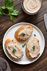 Toasted bread with chicken liver pate