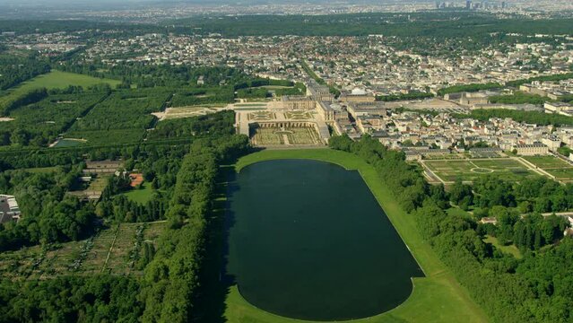 Ch&acirc;teau de Versailles et de la pi&egrave;ce d'eau des Suisses