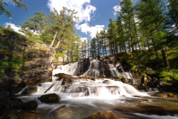 dentelles de cascade 