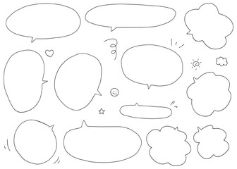 Fototapeta premium 手書きのシンプルな吹き出しセット、ベクター