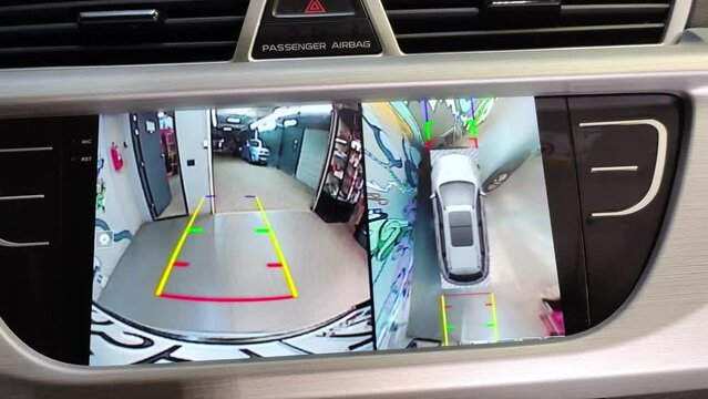 operation of the camera in 360 view on the car radio