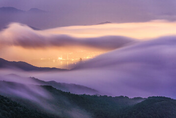 Obraz premium sunrise over mountains