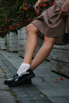 Posing in the ild town