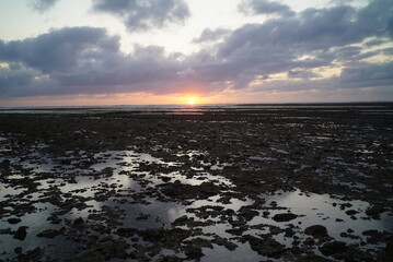 La côte rocheuse à l'ouest de l'île d'Oléron en Charente Maritime en France en Europe occidentale. 