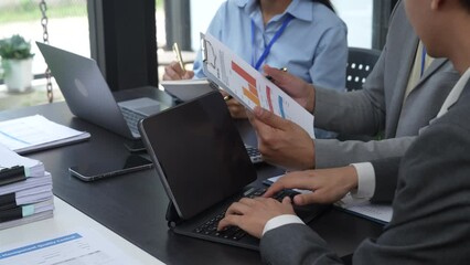 Opinion insights sharing organization meeting of Asian business people in meeting room, Constructive Feedback, Group Decision-Making, Strategic Planning, Diverse Perspectives, Contributing Ideas