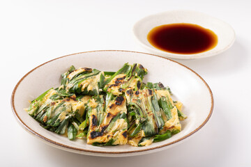 ニラ焼き　ニラチヂミ