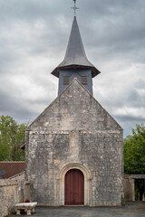 Fototapeta na wymiar vue de la façade de l'église romane de Celles Condé dans le Berry en France en Europe