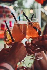 Aperol Spritz auf einem Sommerfest