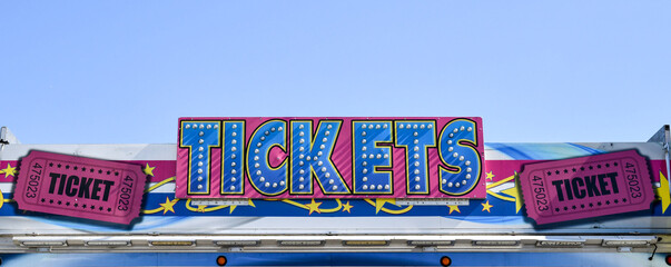 Amusement park carnival ride entrance ticket booth sign - obrazy, fototapety, plakaty