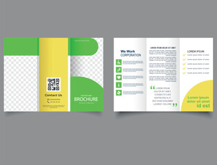 Green medical trifold brochure. editable trifold brochure template design. Editable flyer for a private clinic.