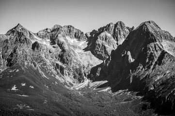 A monochromatic masterpiece: The Eastern view of the High Tatras, rendered in stunning black and white