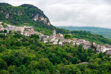 Fototapeta na wymiar Town of Caramanico Terme - Italy