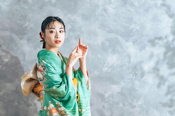 振袖を着た女性のポートレート