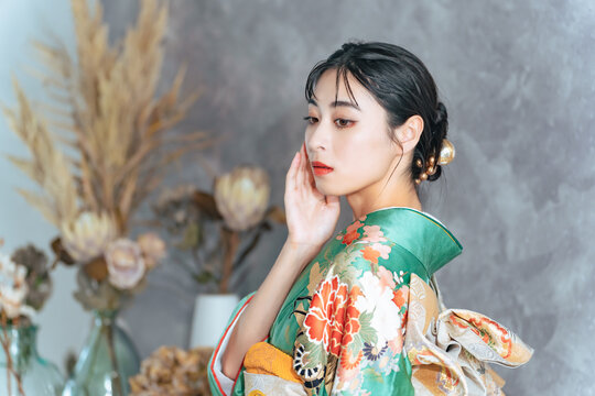 振袖を着た女性のポートレート