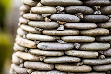 정교하게 쌓아진 돌탑