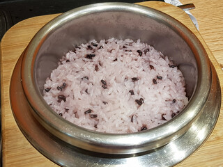  Rice Cooked in an Iron Pot
