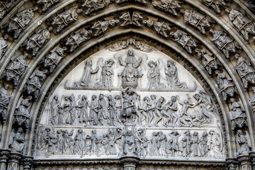 Obraz premium Our Lady cathedral, Antwerp, Belgium. Tympanum. Last judgment, Weighing of souls.