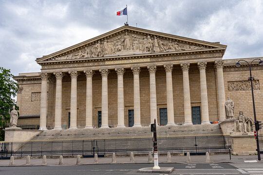 Palais bourbon de l'assembl&eacute;e nationale &agrave; Paris