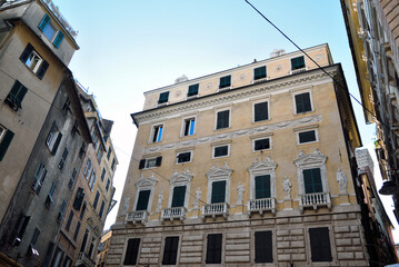 Obraz premium ancient buildings in the historic center of Genoa Italy