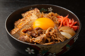肉豆腐丼