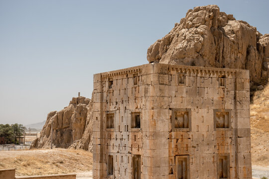 Cube of Zoroaster