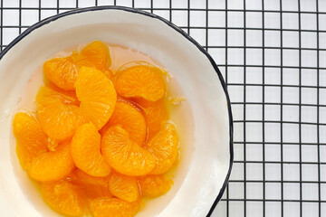 Mandarin orange in sweet syrup