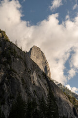 Mountains on the rim of yosemite