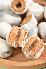 Milk dates,Milk jujube,milk powder wrapped jujube and almonds, casual snacks, yogurt snacks