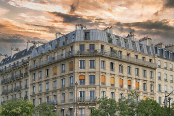 Fototapeta na wymiar Paris, beautiful building boulevard Arago, in the 5e arrondissement, a luxury district 