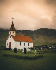 Fototapeta na wymiar beautiful Church in Iceland